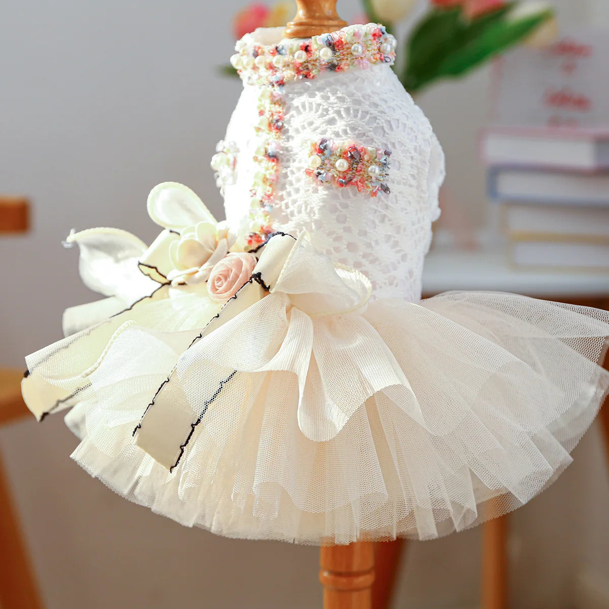 New Fashion Spring Summer Tutu Dress with 3D Flower Knot Bow Decoration for Small Medium Dog Wedding Party Wear Dress