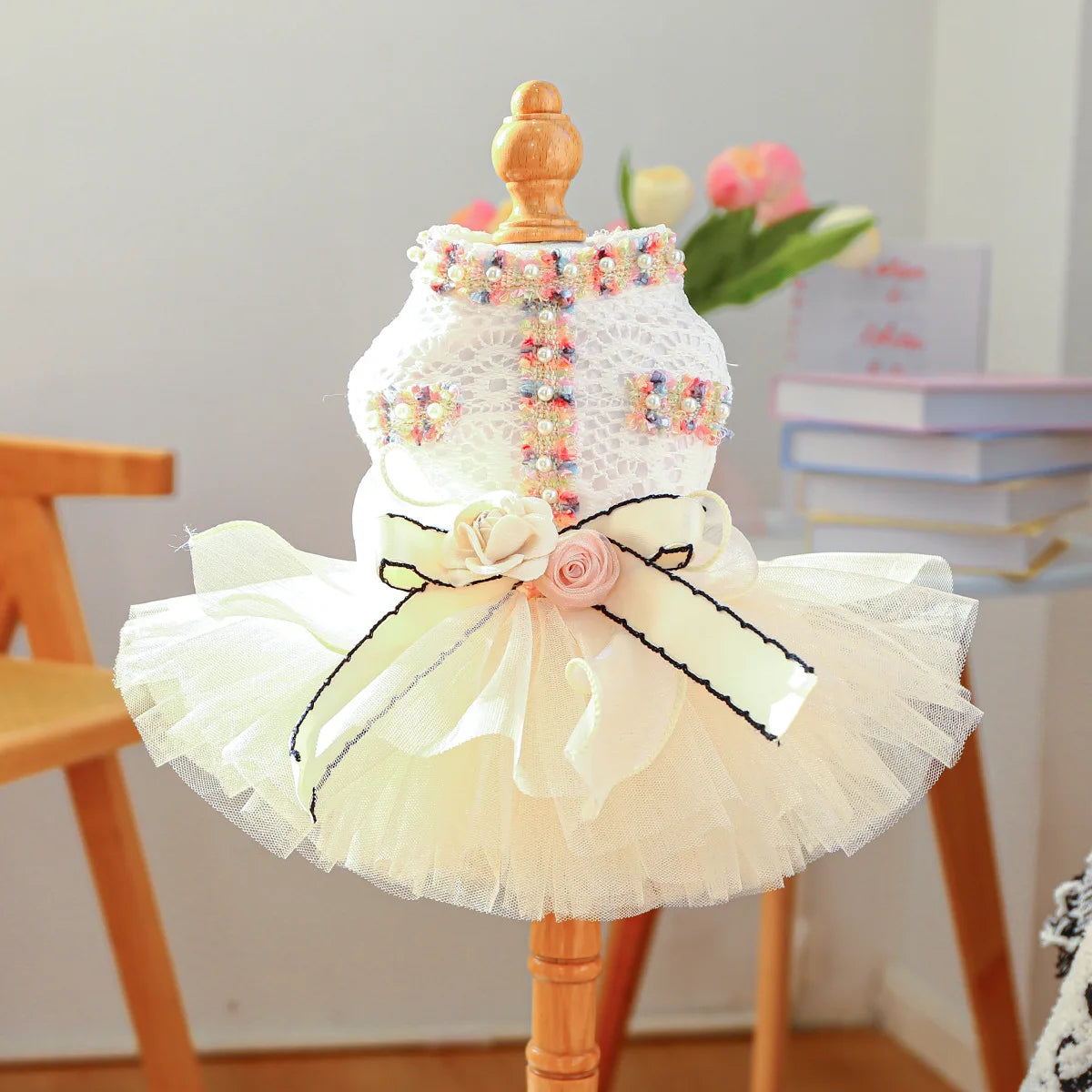 New Fashion Spring Summer Tutu Dress with 3D Flower Knot Bow Decoration for Small Medium Dog Wedding Party Wear Dress
