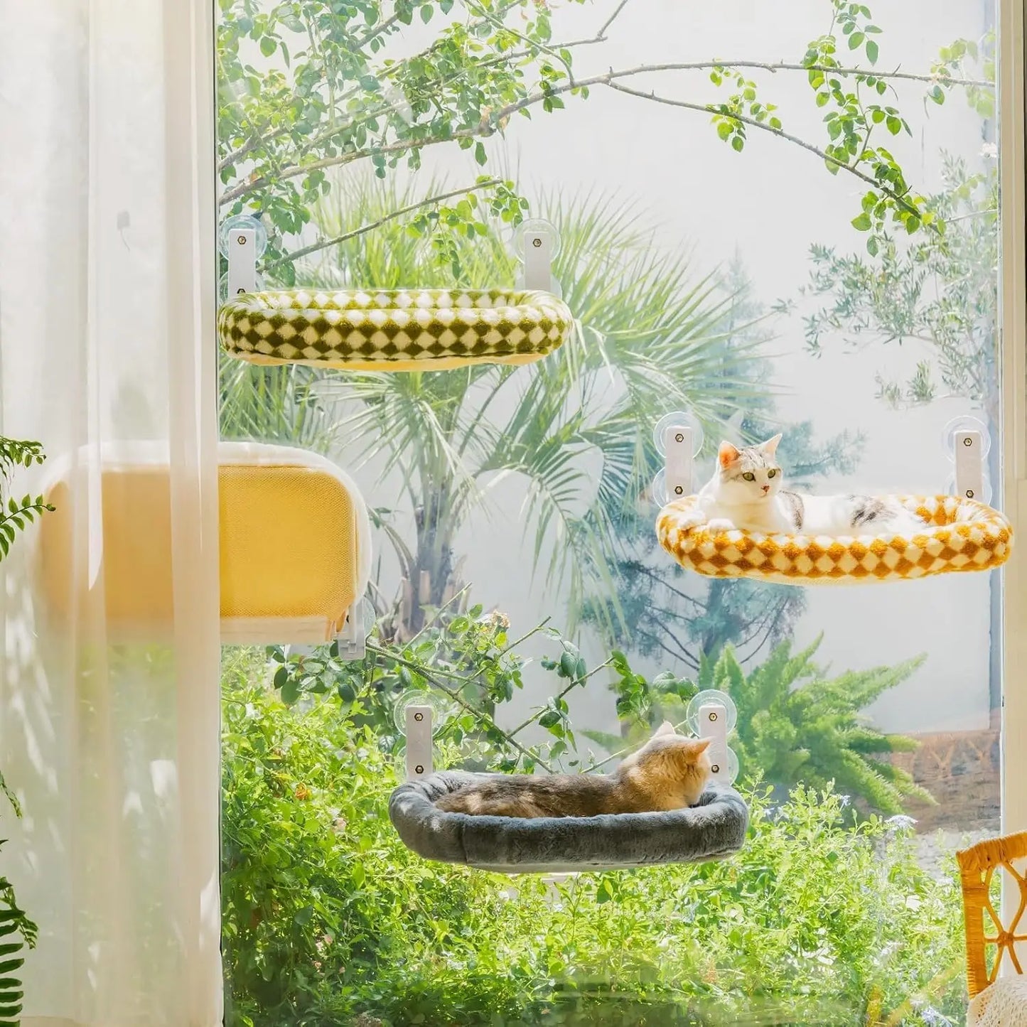 Mewoofun Foldable Cat Window Perch with 4 Strong Suction Cups  Cat Window Hammock Removable Soft Cover White Brown Green